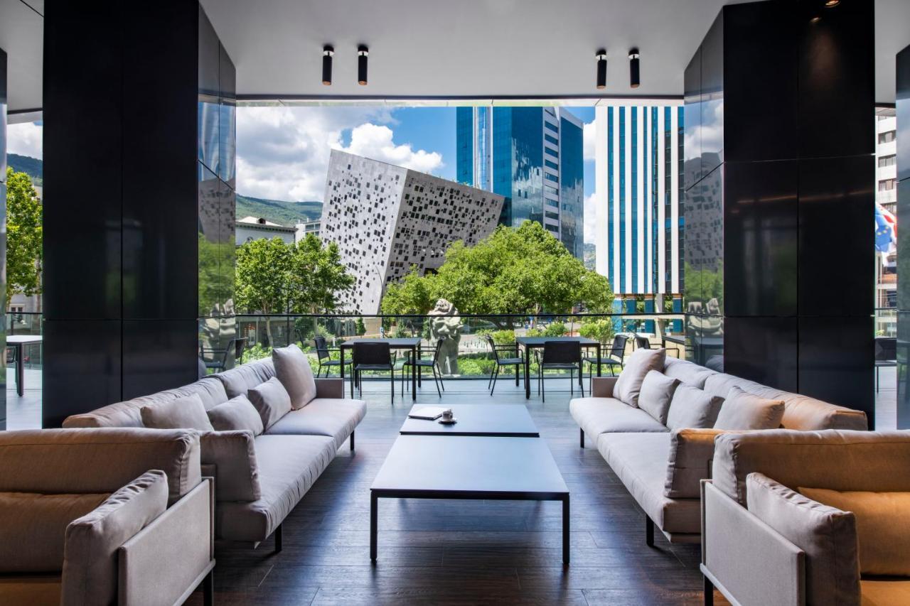 Pullman Tbilisi Axis Towers Hotel Luaran gambar The Living Room