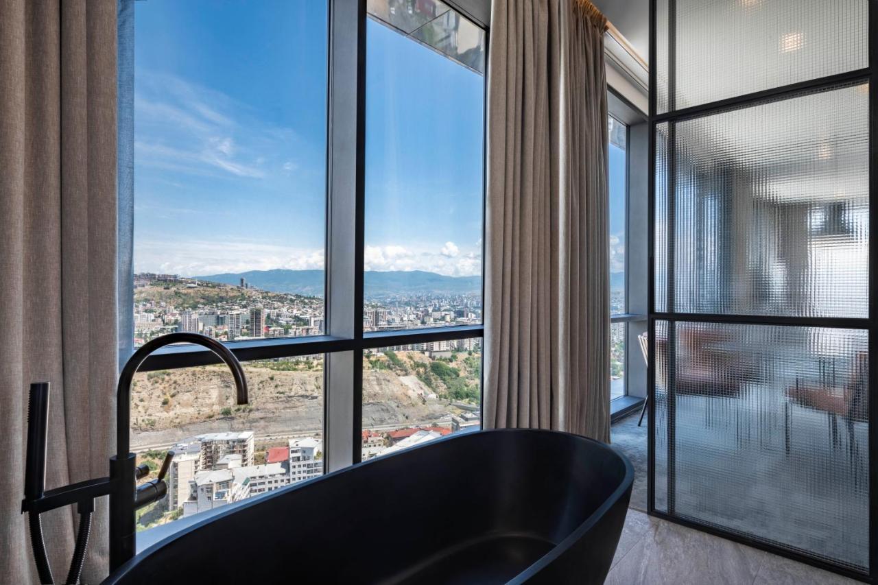 Pullman Tbilisi Axis Towers Hotel Luaran gambar Bathroom