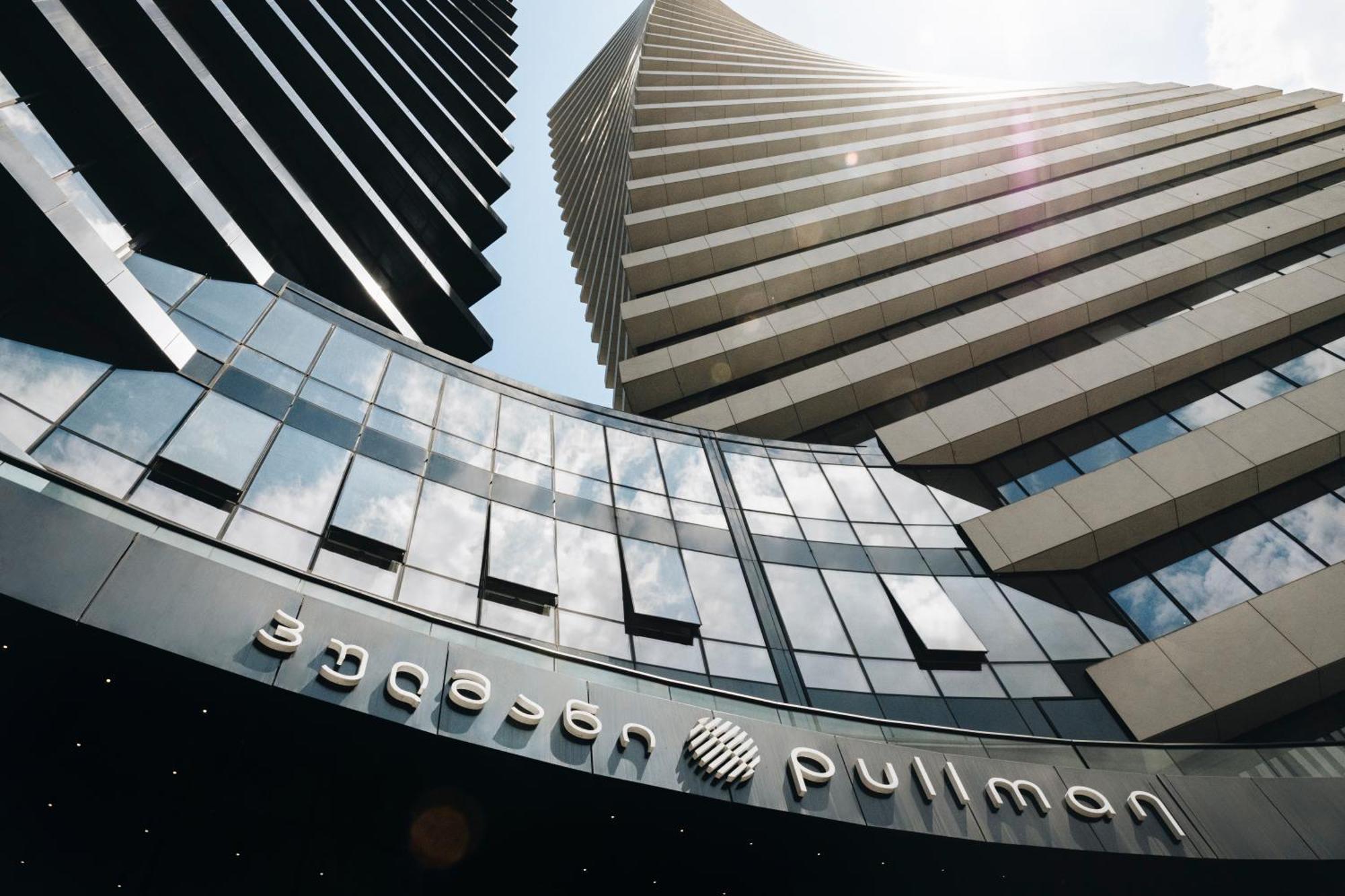 Pullman Tbilisi Axis Towers Hotel Luaran gambar The headquarters of the company in Paris
