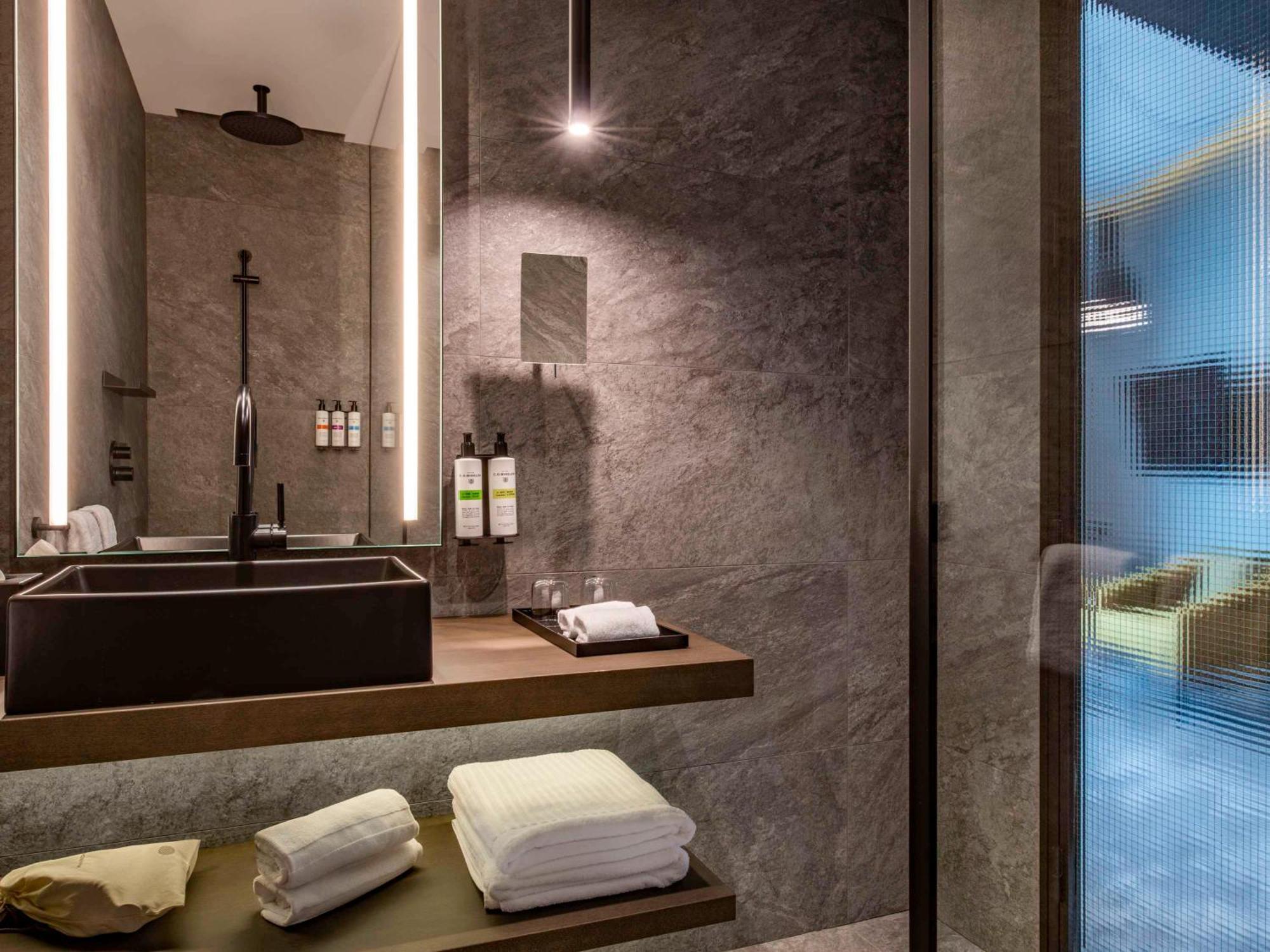 Pullman Tbilisi Axis Towers Hotel Luaran gambar